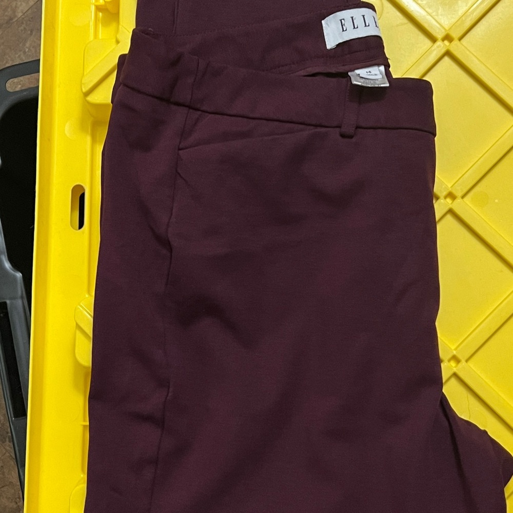 Elle pants bundle - Picture 2 of 4